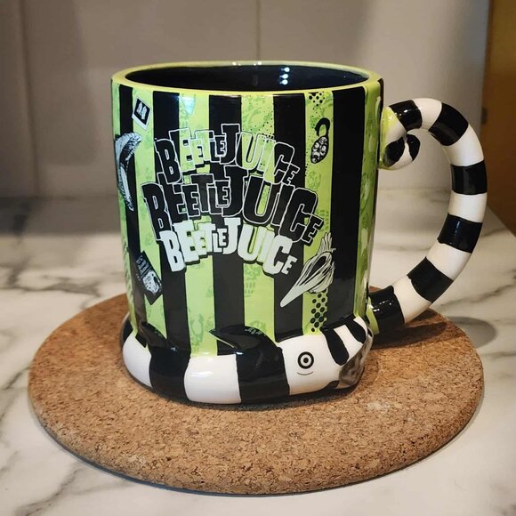 Beetlejuice 3D Ceramic Coffee Cup Mug with Sandworm Sculpted Handle - Picture 1 of 4